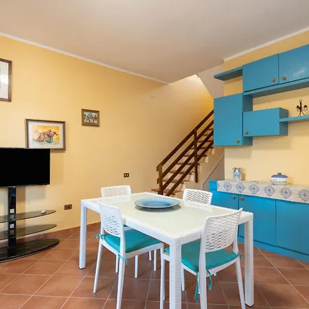 Casa Delle Pomelie Tatil Evi